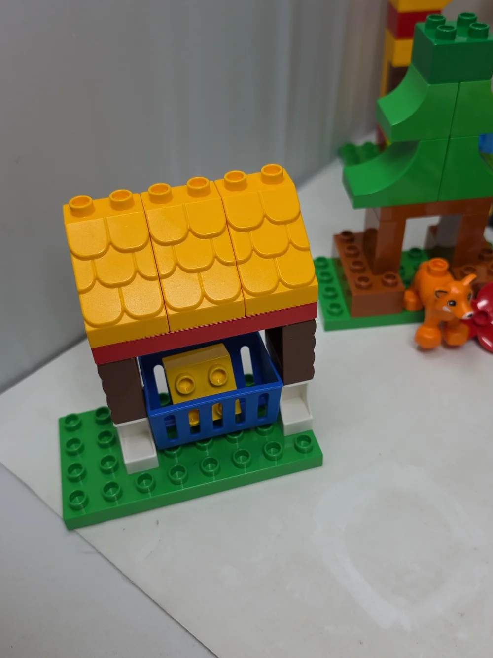 Lego DUPLO Forest Animal Set - Green, Yellow & Blue